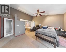 1970 ORCHARD AVENUE - 20