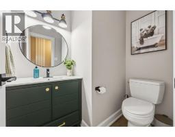 581 SCENIC DRIVE - 10
