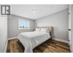 581 SCENIC DRIVE - 17