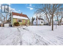 898 WOODLAND AVENUE - 3