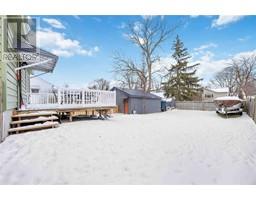 898 WOODLAND AVENUE - 38