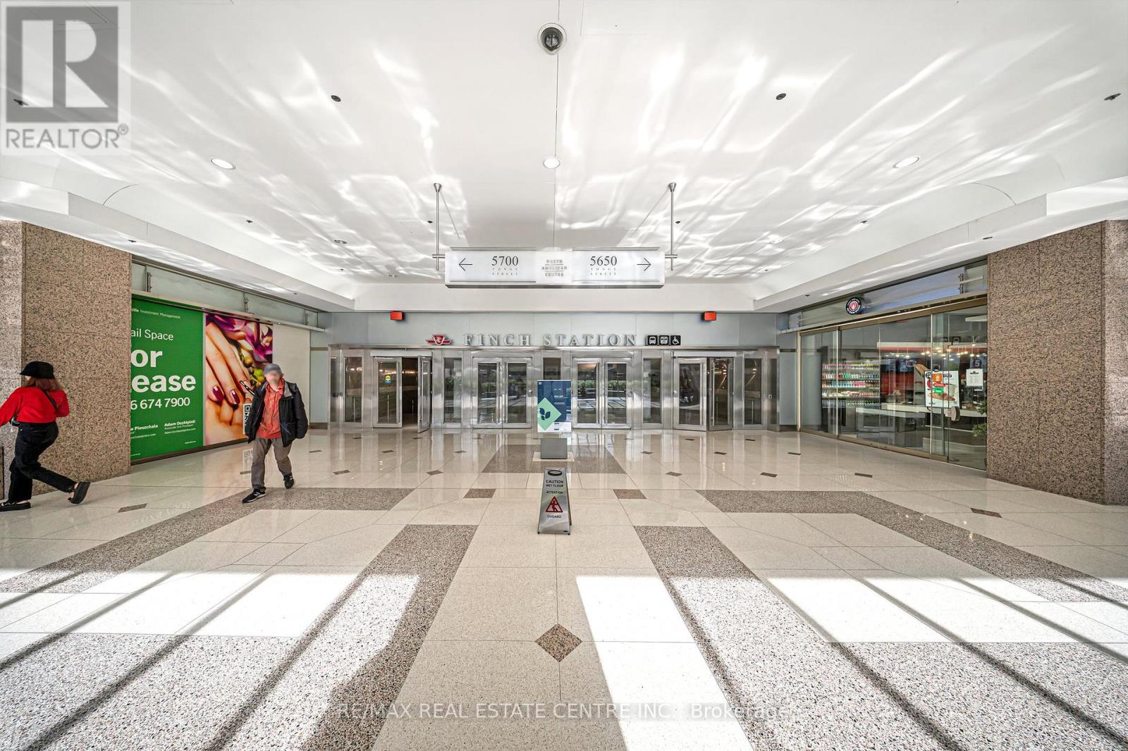 For rent: 200 C - 5700 YONGE STREET ROAD, Toronto (Newtonbrook West ...