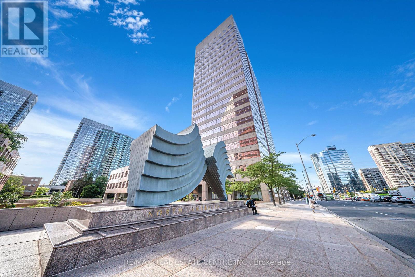 For rent: 200 - 5700 YONGE STREET SUITE - B ROAD, Toronto (Newtonbrook ...