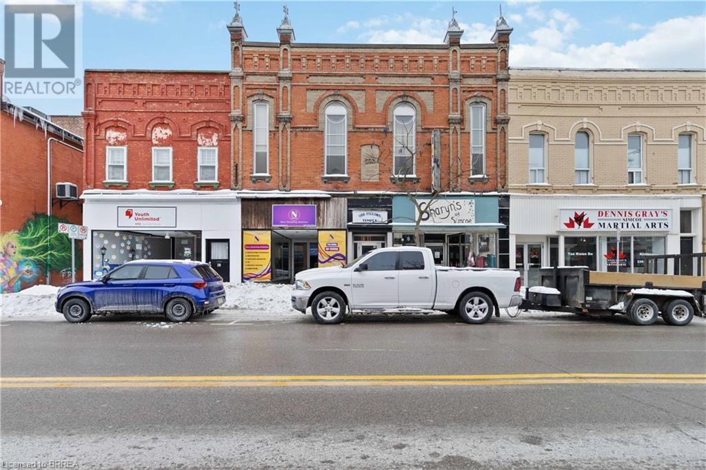 Robinson Boyz – 18th Street Bound For rent: 18 ROBINSON Street, Simcoe, Ontario N3Y1W4 - 40712473