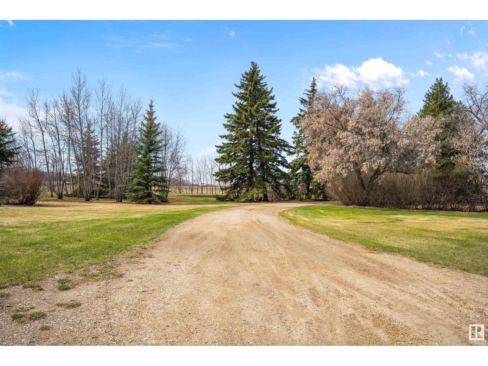 For sale: 49229 Range Rd 263, Rural Leduc County, Alberta T0C0V0 ...