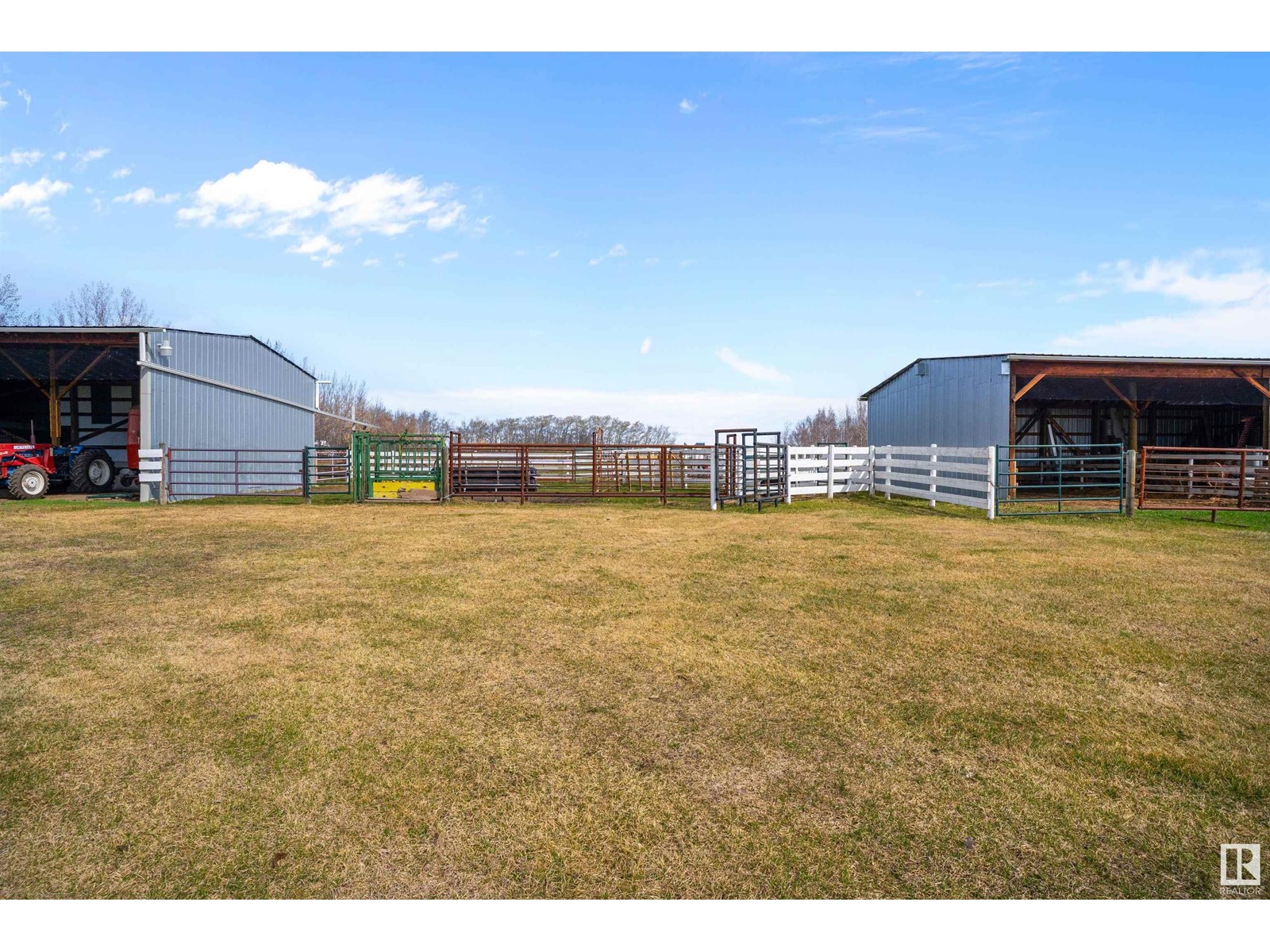 For sale: 49229 Range Rd 263, Rural Leduc County, Alberta T0C0V0 ...