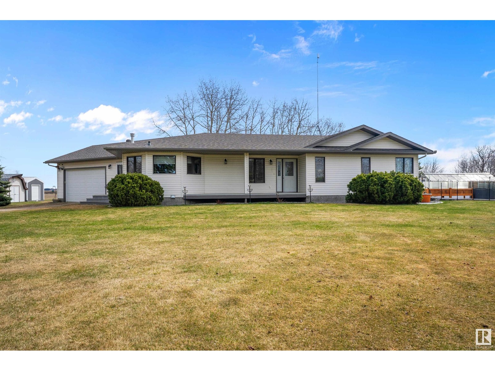 For sale: 49229 Range Rd 263, Rural Leduc County, Alberta T0C0V0 ...