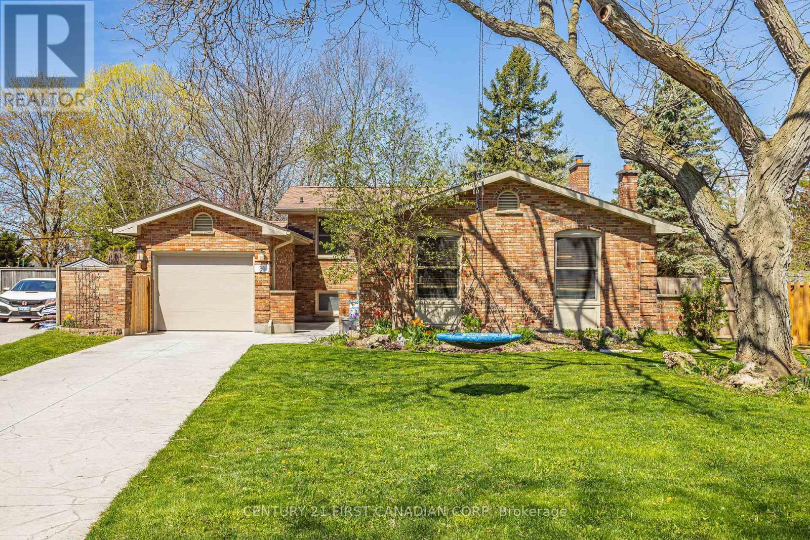 Property image for 24 GATINEAU CRESCENT|London South (South K), Ontario N6K2Z7