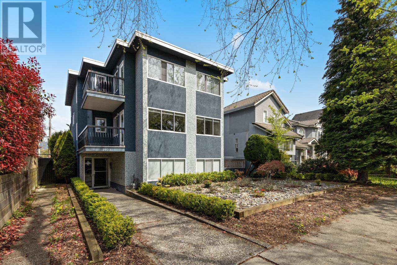 Property image for 1923 PARKER STREET|Vancouver, British Columbia V5L2L2
