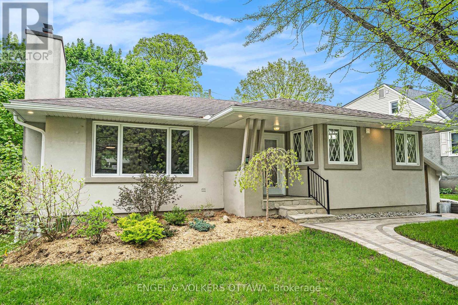 Property image for 1431 CAVENDISH ROAD|Ottawa, Ontario K1H6C1