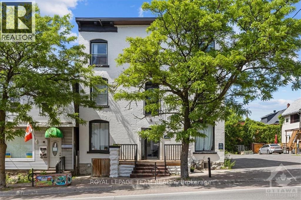 Property image for 883 SOMERSET STREET W|Ottawa, Ontario K1R6R6