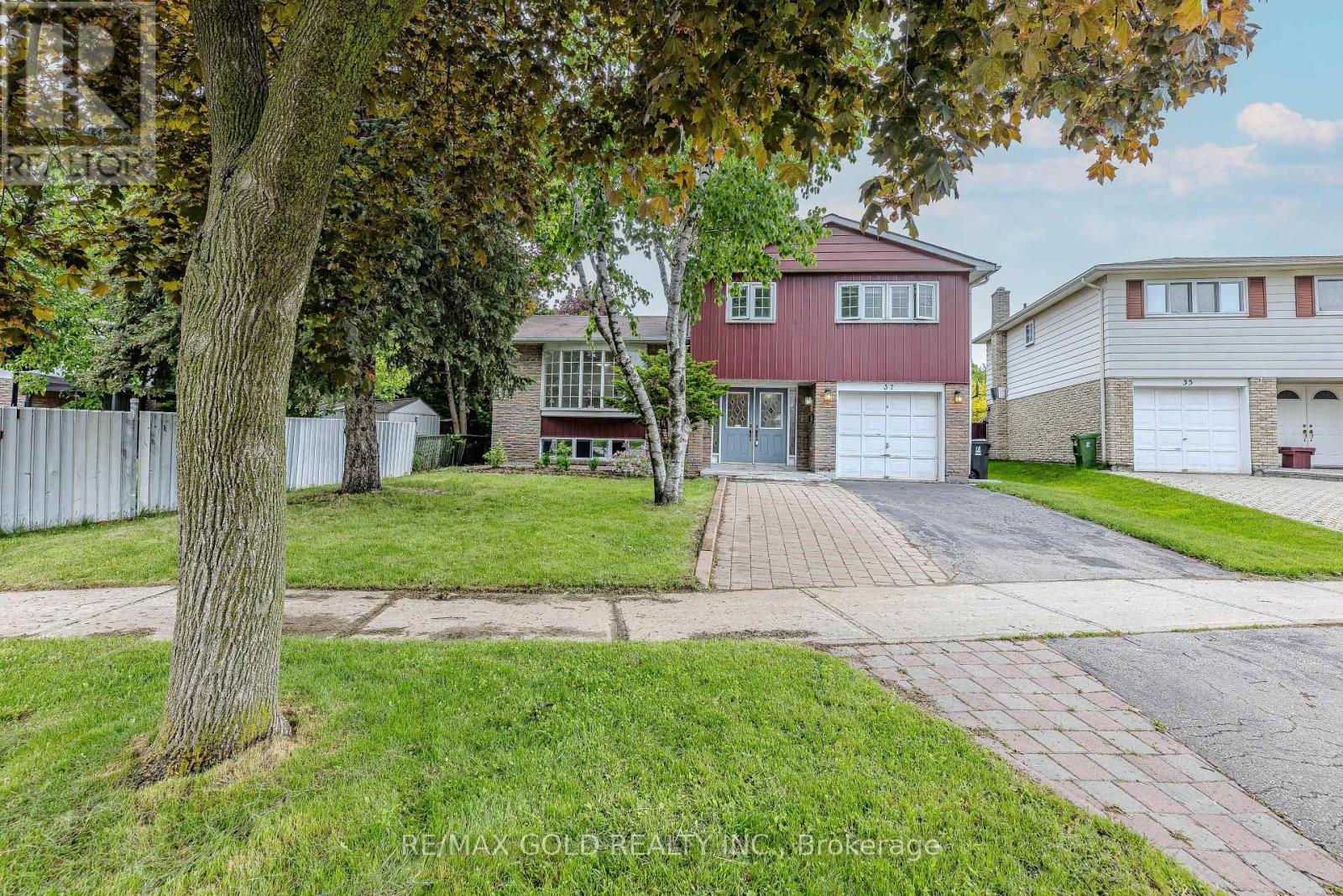 Property image for 37 BOUNDY CRESCENT|Toronto (L'Amoreaux), Ontario M1W2E3