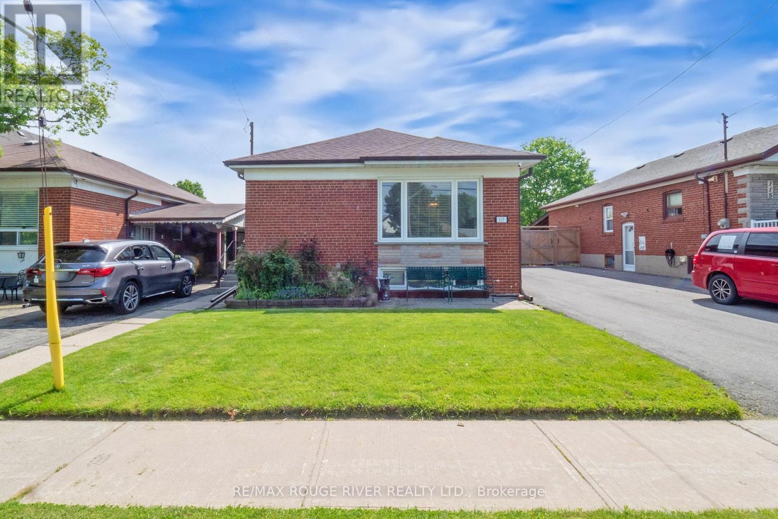 Property image for 117 SHROPSHIRE DRIVE|Toronto (Dorset Park), Ontario M1P1Z3