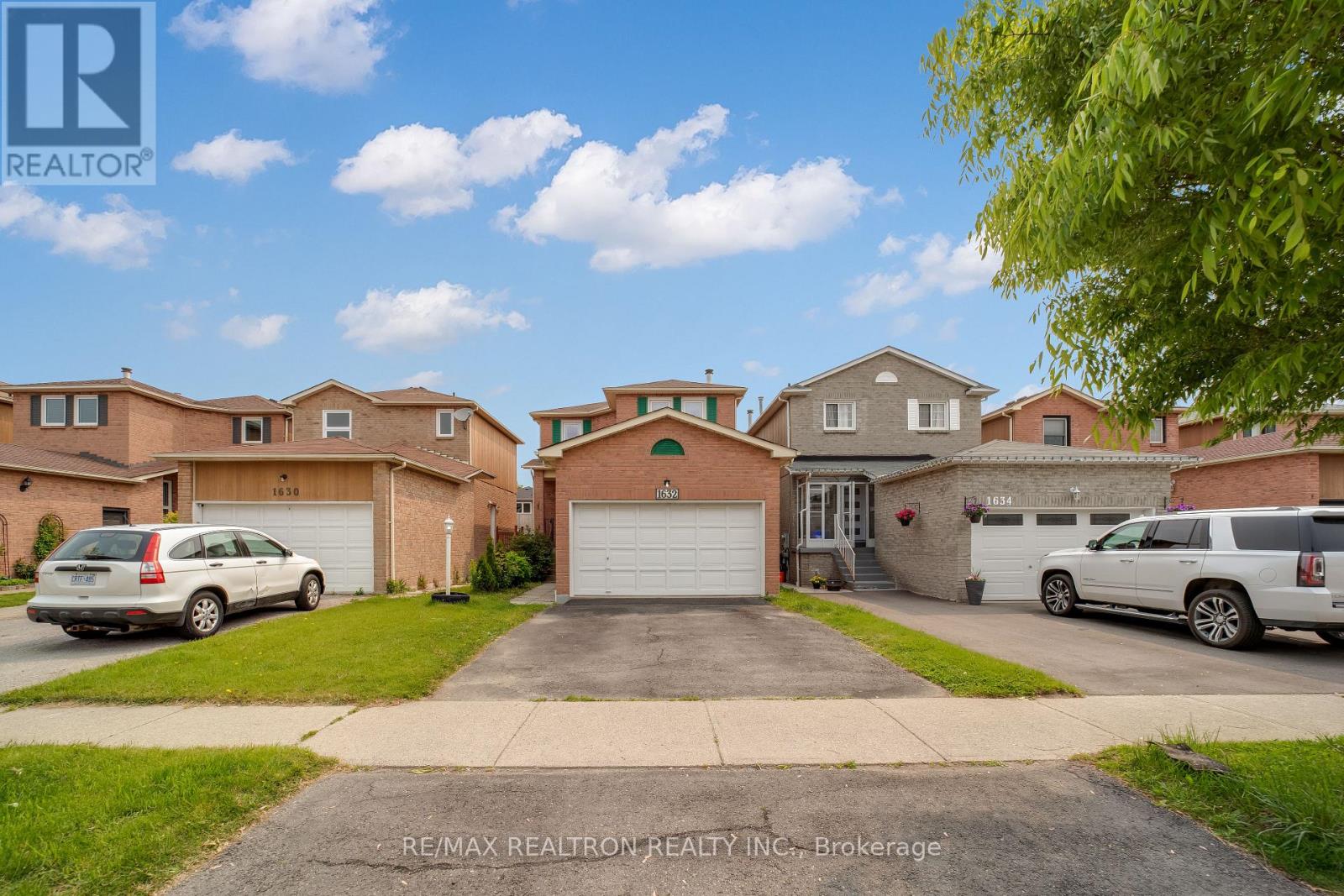 Property image for 1632 FAIRFIELD CRESCENT|Pickering (Village East), Ontario L1V6H1
