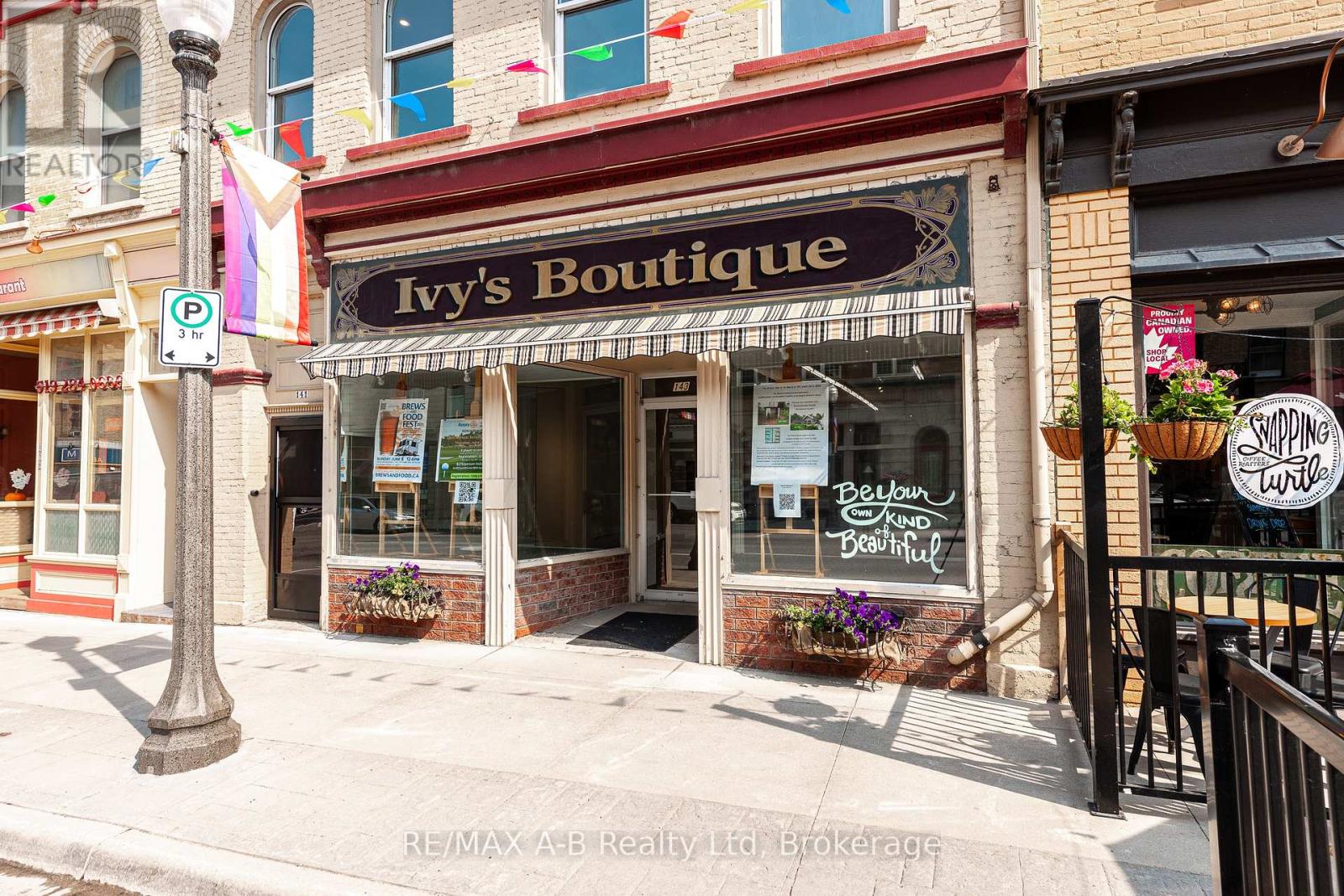 For sale: 141-143 QUEEN STREET E, St. Marys, Ontario N4X1A3