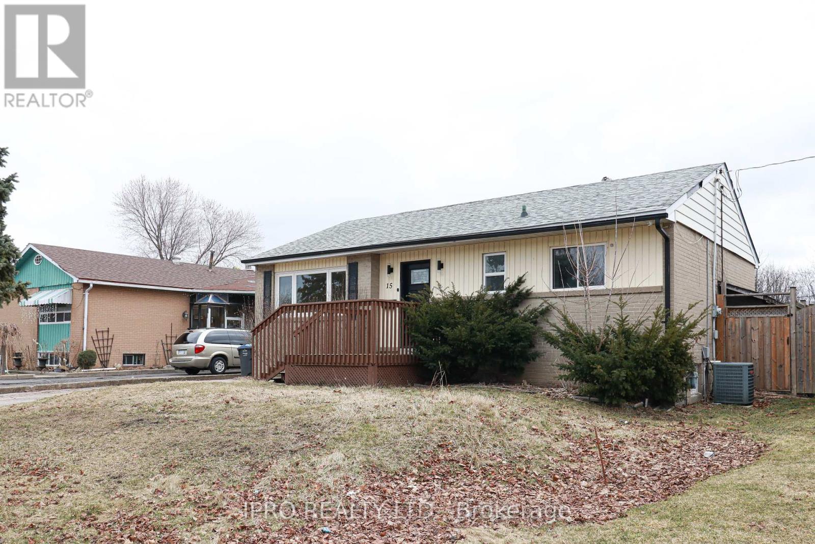 Property image for 15 GOLDING AVENUE|Brampton (Bram East), Ontario L6W1M5