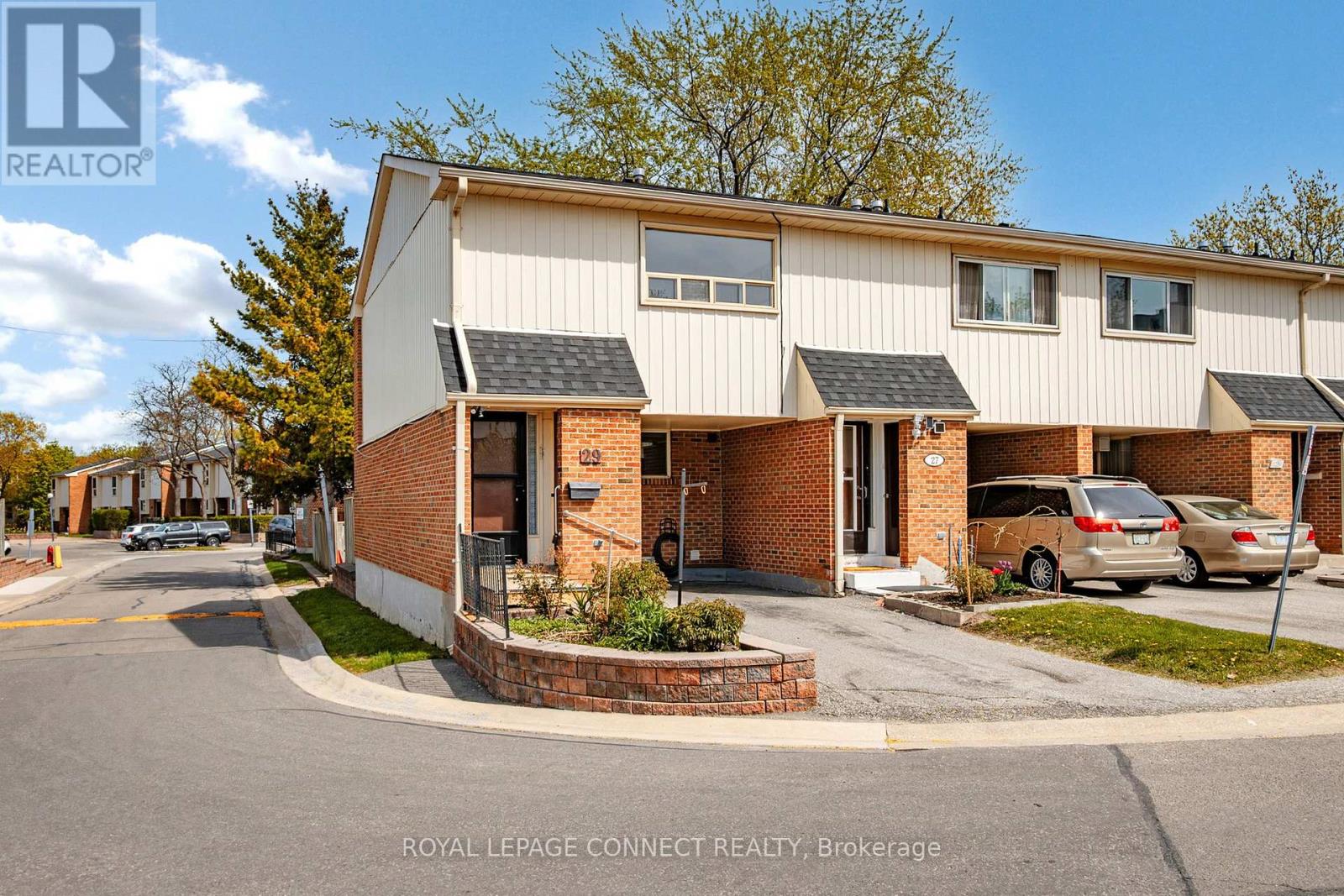 Property image for 29 - 2451 BRIDLETOWNE CIRCLE|Toronto (L'Amoreaux), Ontario M1W2Y4