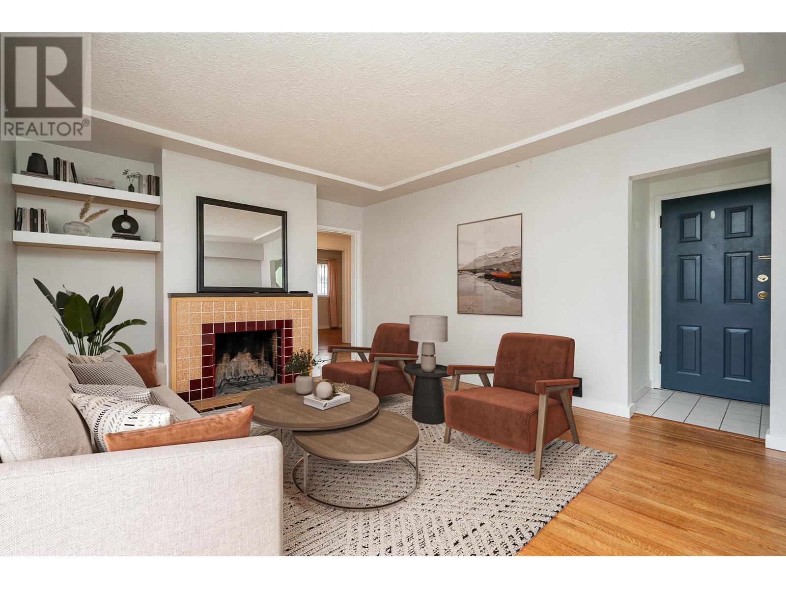 Property image for 3584 GLADSTONE STREET|Vancouver, British Columbia V5N4Y7