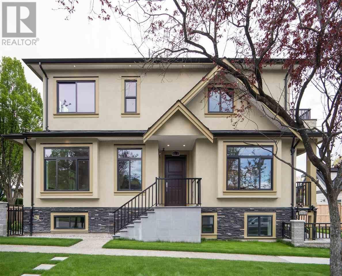 Property image for 4375 SIDNEY STREET|Vancouver, British Columbia V5N5S6