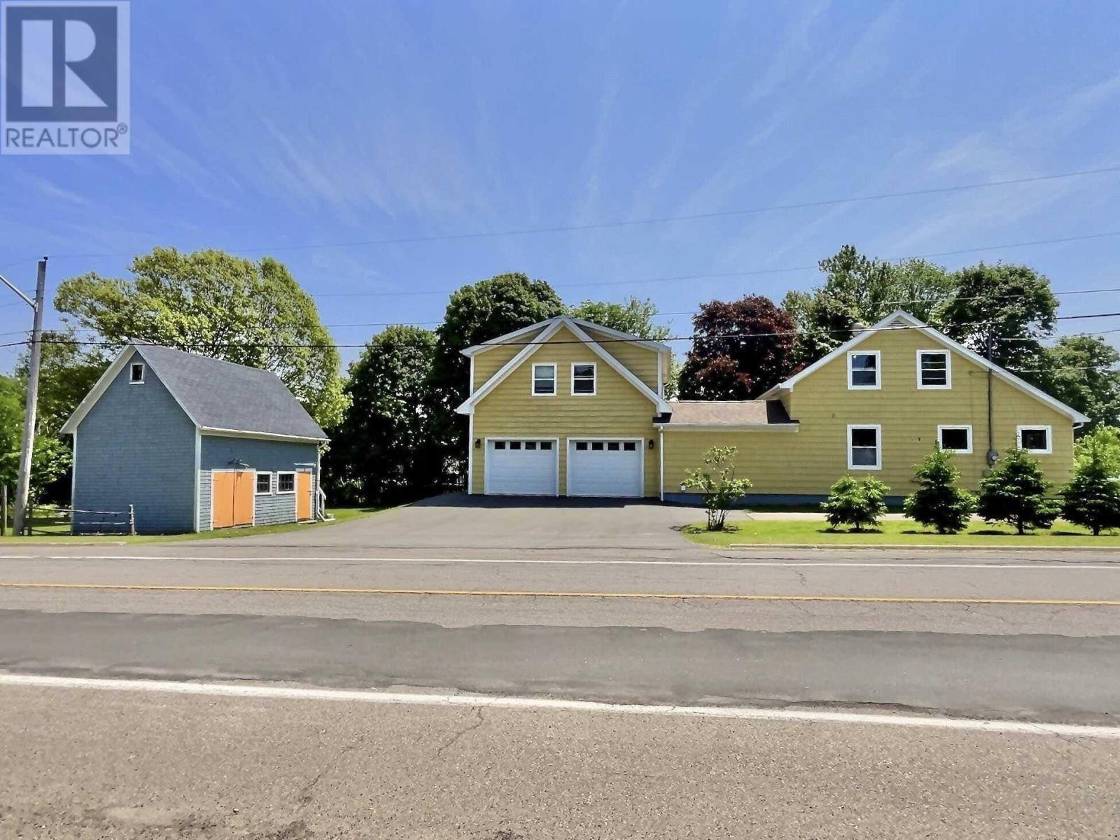 22 Maple Avenue