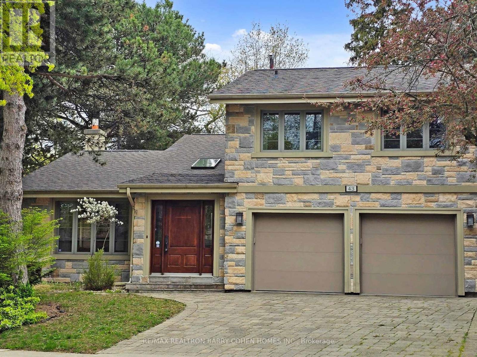 Property image for 43 BAMBOO GROVE|Toronto (Banbury-Don Mills), Ontario M3B2C8