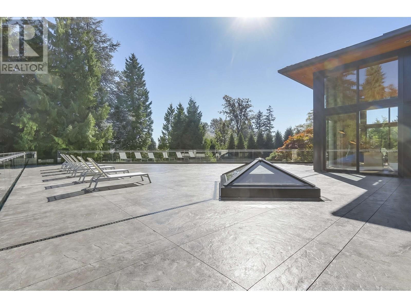For sale: 1243 CHARTWELL PLACE, West Vancouver, British Columbia V6H3X9 ...