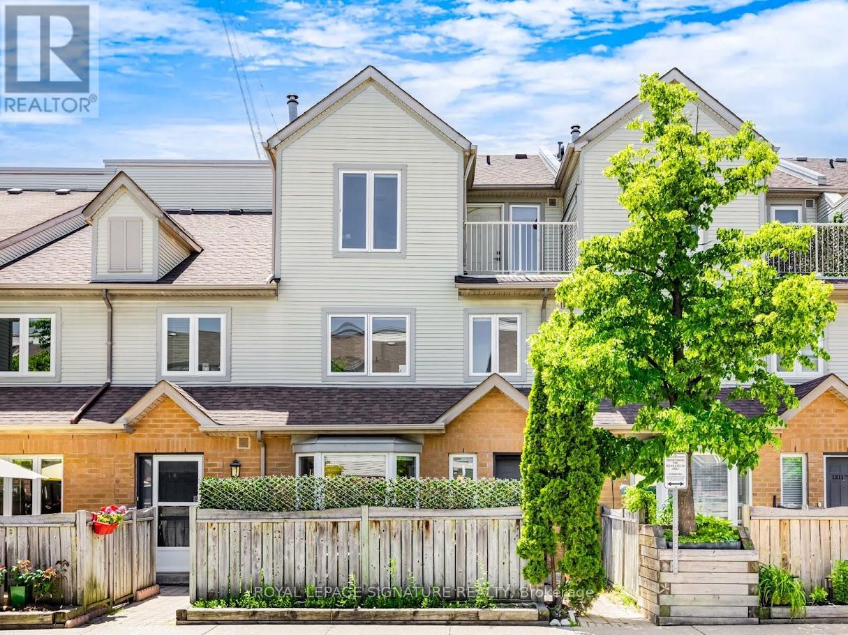 Property image for 13 - 1211 PARKWEST PLACE|Mississauga (Lakeview), Ontario L5E3J3