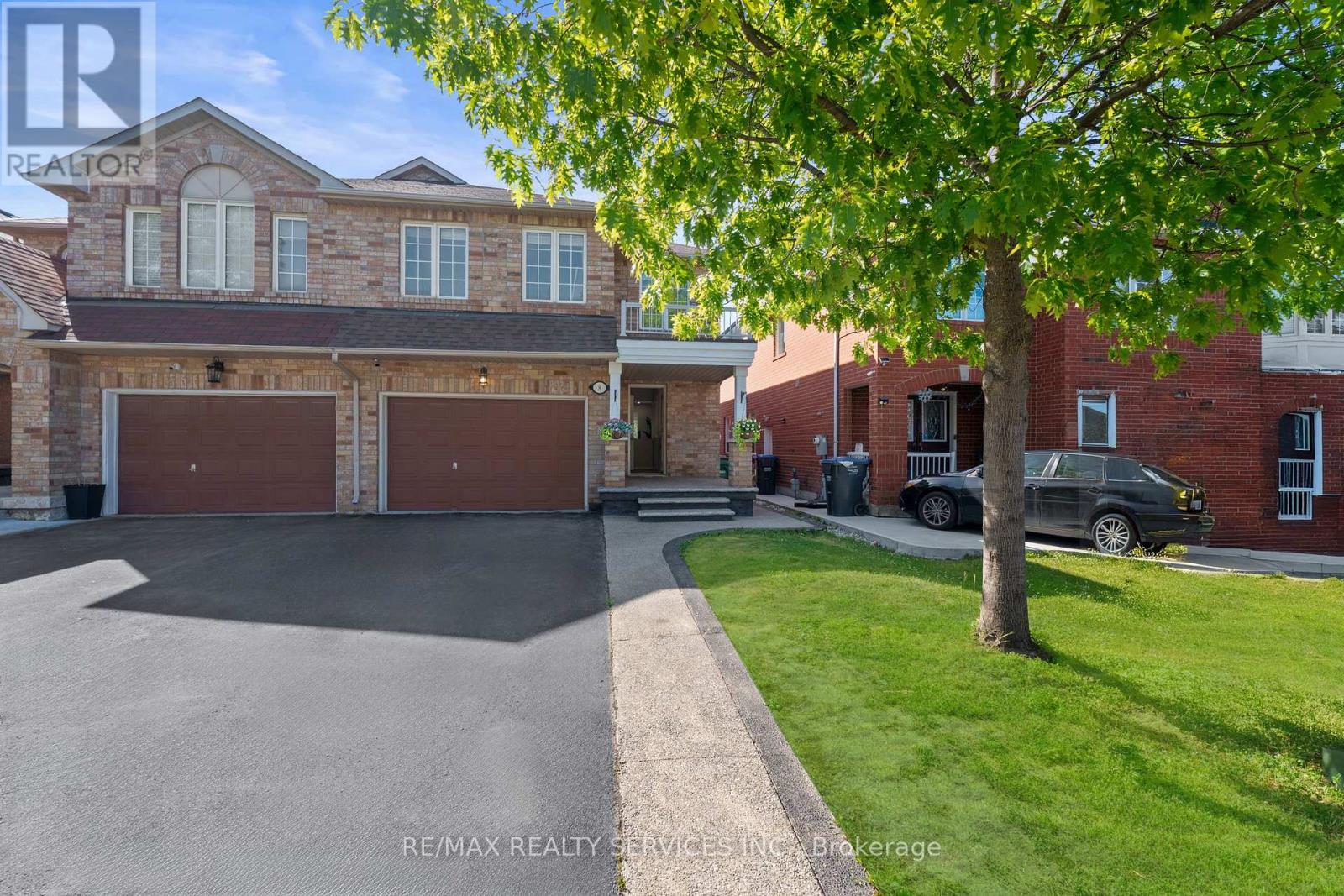 Property image for 8 CAPISTRO STREET|Brampton (Fletcher's Meadow), Ontario L7A3J3