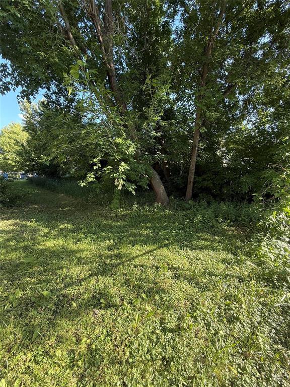 104 BARBER Street, Winnipeg, Manitoba R2W3J7