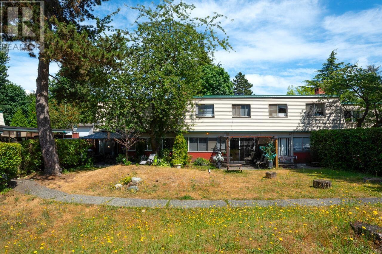 Property image for 2765 WESTVIEW DRIVE|North Vancouver, British Columbia V7N3X9