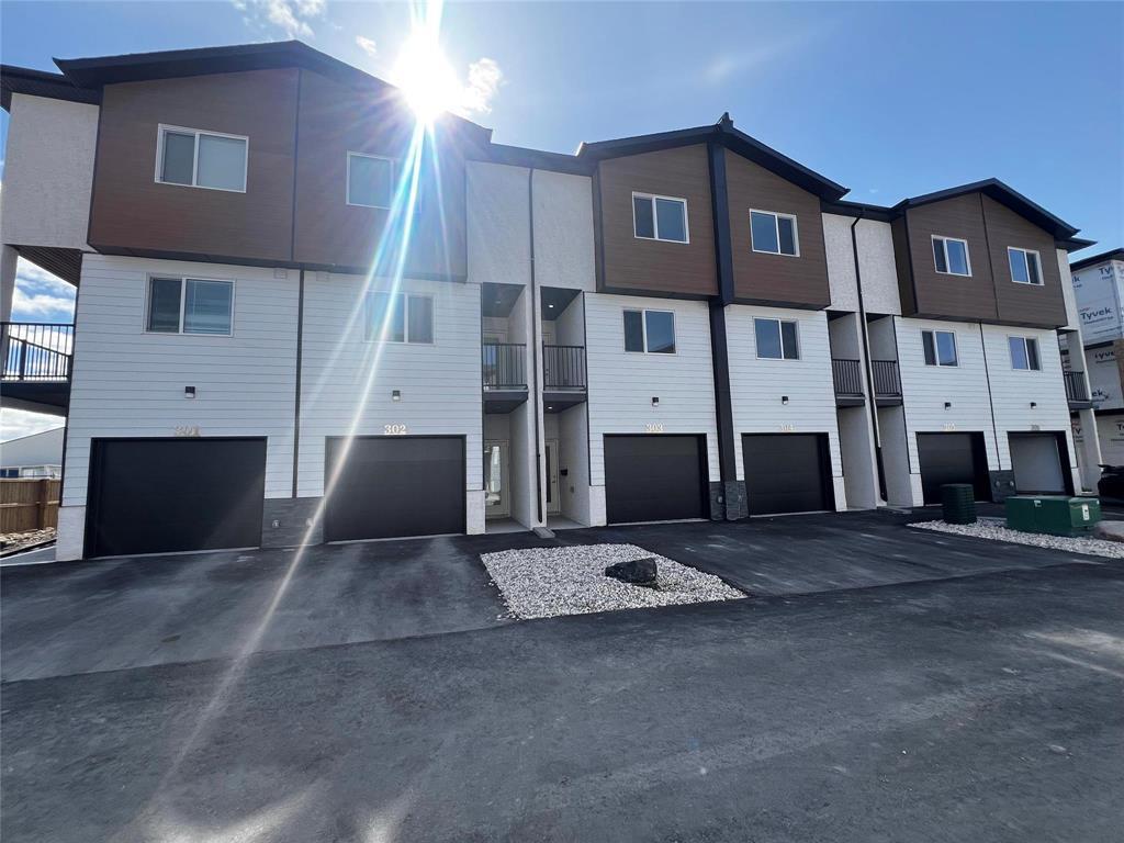 Property image for 403 591 Washington Avenue|Winnipeg, Manitoba R2K1M1