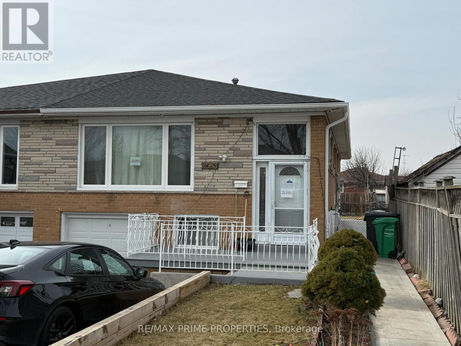 Property image for UPPER - 3563 LADDIE CRESCENT|Mississauga (Malton), Ontario L4T1N2