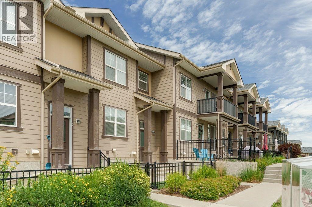 Property image for 4 Evanscrest Gardens NW|Calgary, Alberta T3P0S1