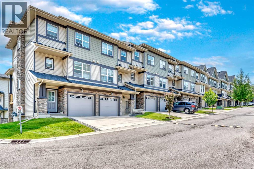 Property image for 33 Panatella Road NW|Calgary, Alberta T3K0S7