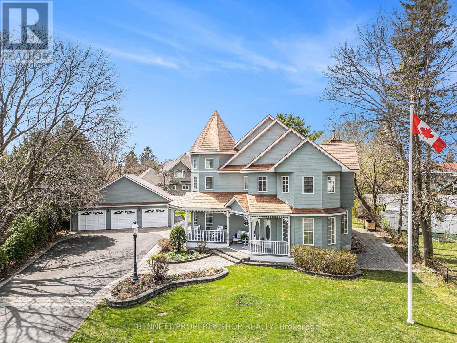 Property image for 22 ASHWOOD CRESCENT|Ottawa, Ontario K2G2S8