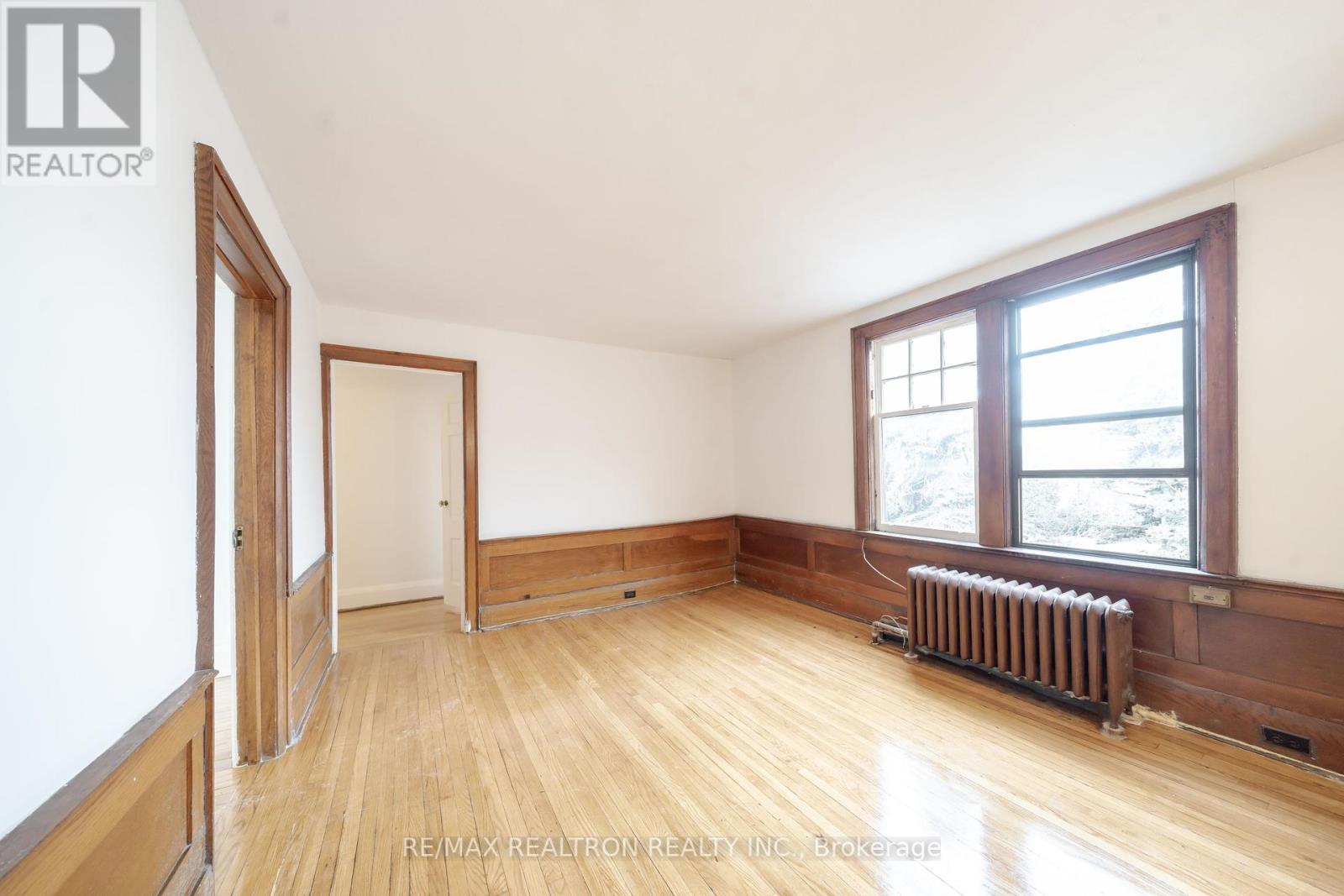 Property image for 95 - 10 KINGSTON ROAD|Toronto (Woodbine Corridor), Ontario M4L2S4