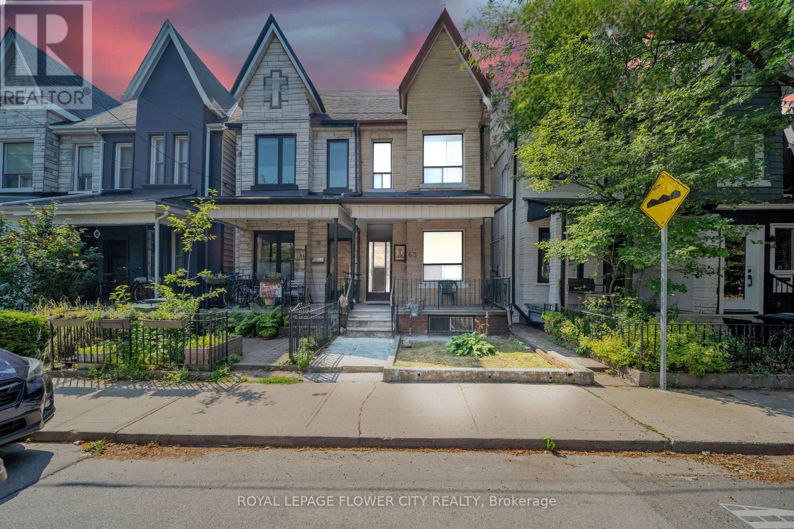 Property image for 63 MOUTRAY STREET|Toronto (Little Portugal), Ontario M6K1W4