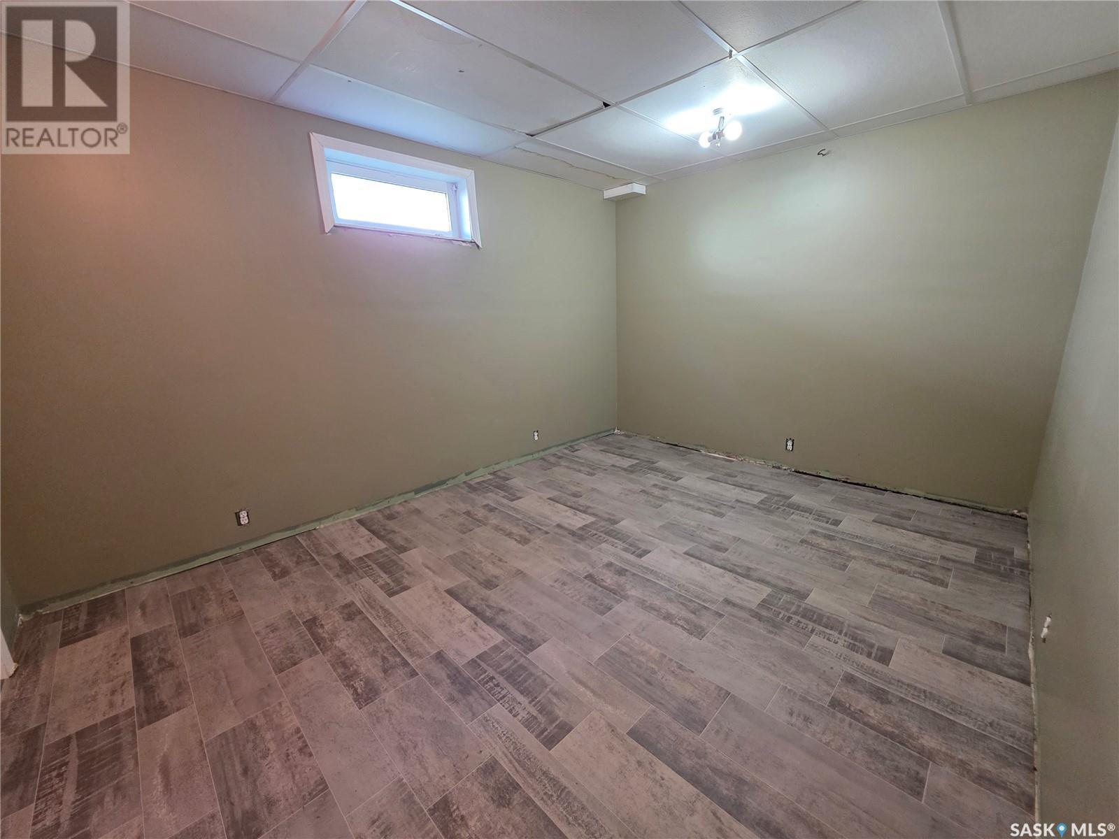For sale: 214 Flora AVENUE, Swift Current Rm No. 137, Saskatchewan ...