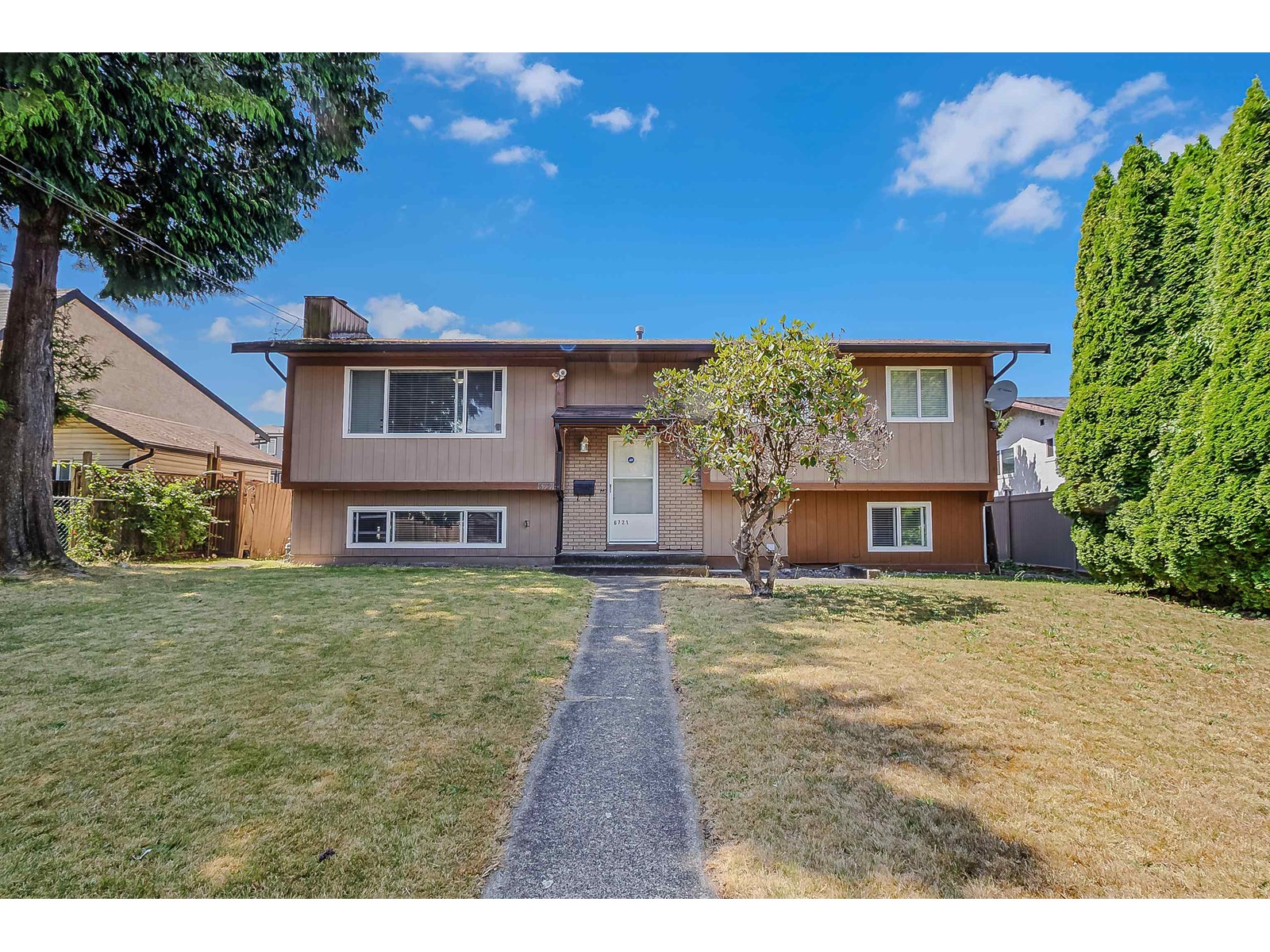 Property image for 6721 132 STREET STREET|Surrey, British Columbia V3W4L7