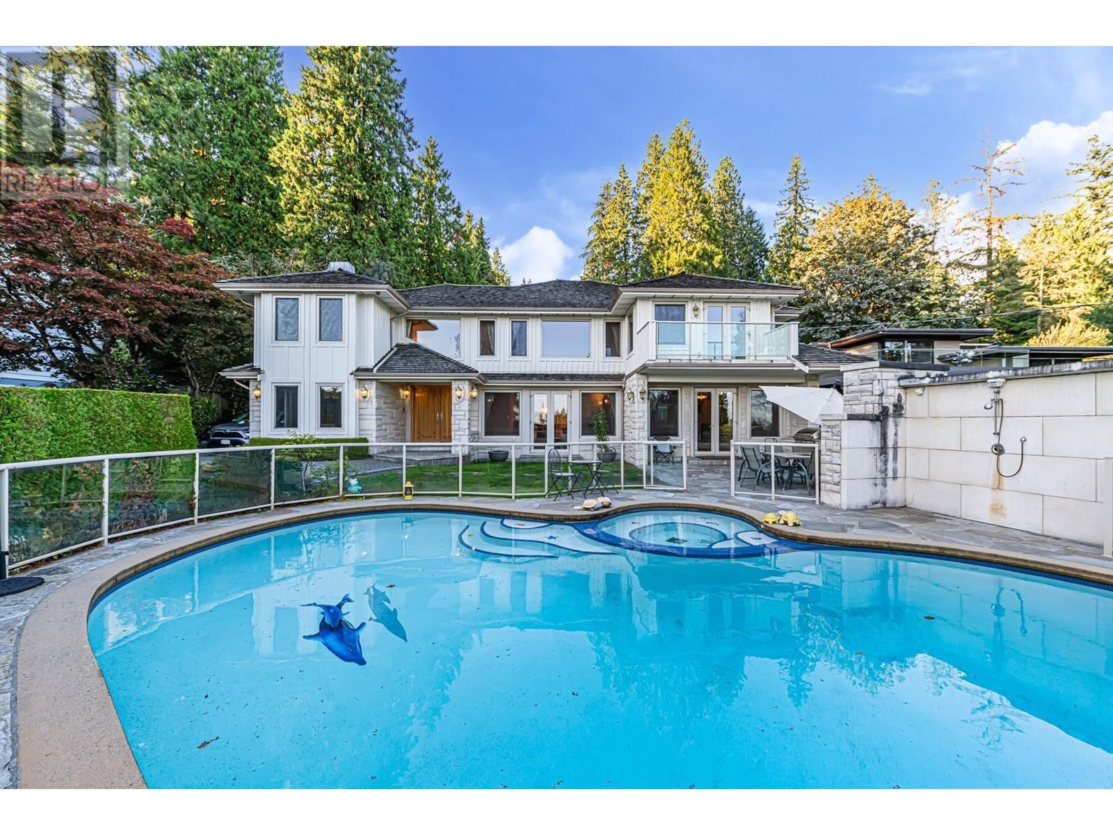 Property image for 13** MATHERS AVENUE|West Vancouver, British Columbia V7T2G5