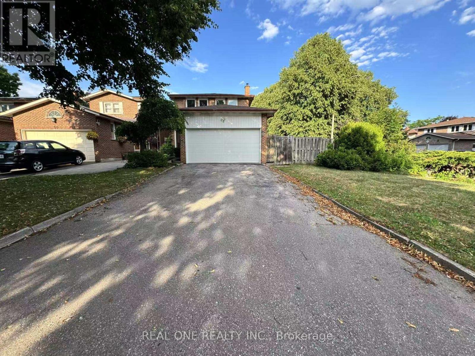 Property image for 12 RADFORD CRESCENT|Markham (Sherwood-Amberglen), Ontario L3P4A1