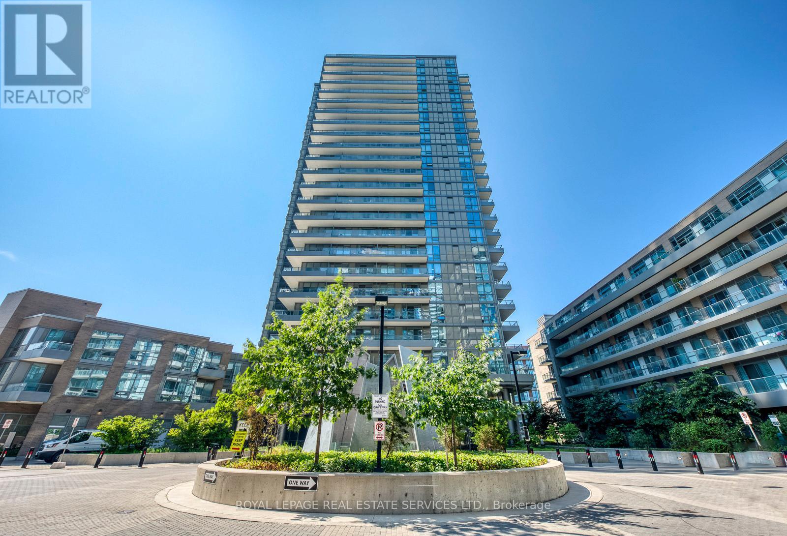 Property image for 1102 - 50 FOREST MANOR ROAD|Toronto (Henry Farm), Ontario M2J1M6
