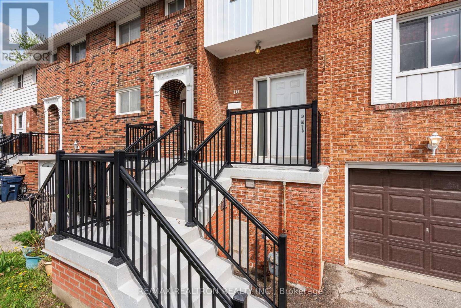 Property image for 10 - 19 CENTENNIAL PARK ROAD|Toronto (Eringate-Centennial-West Deane), Ontario M9C4W8