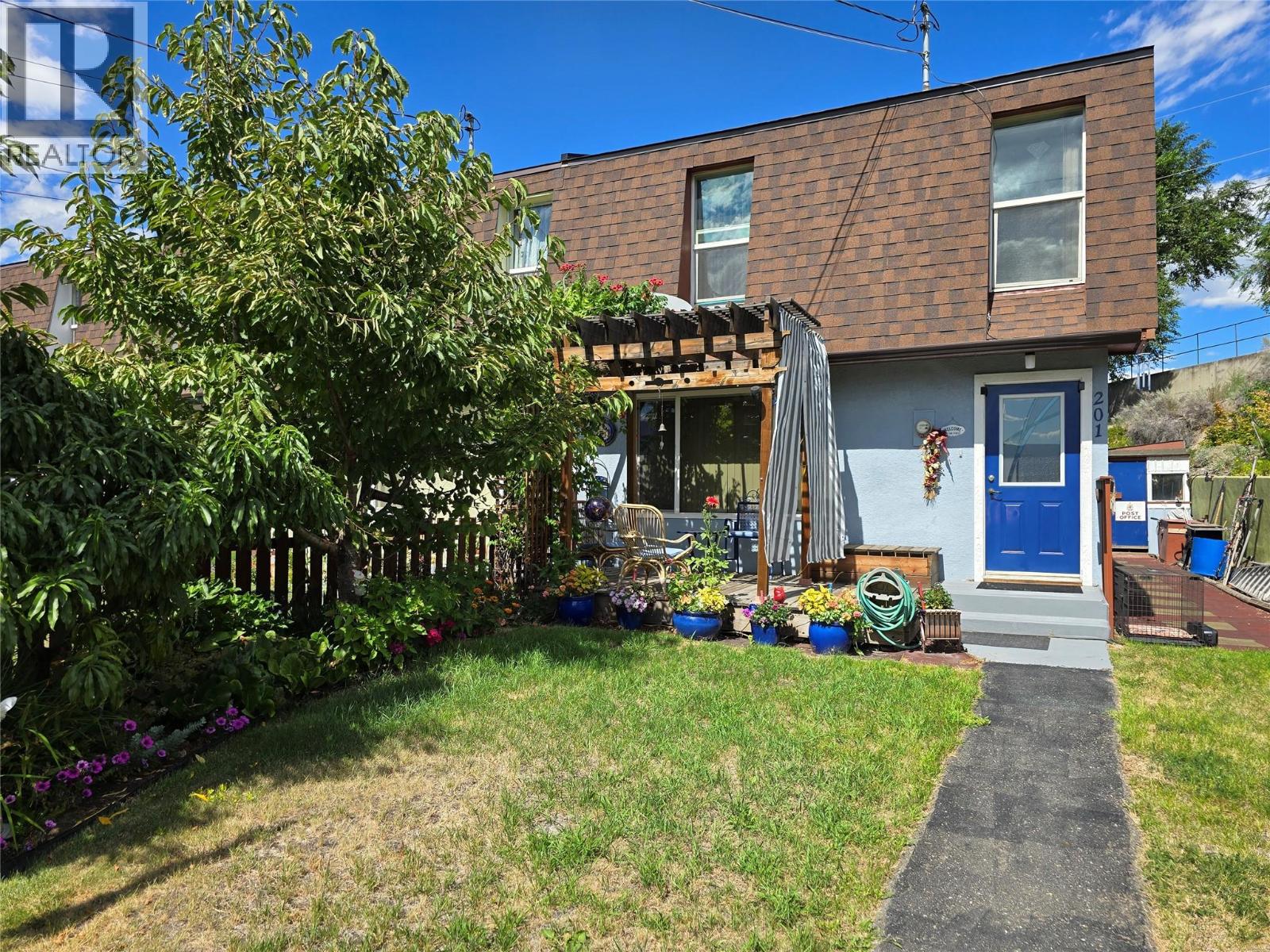 Townhomes For Sale in Ashcroft