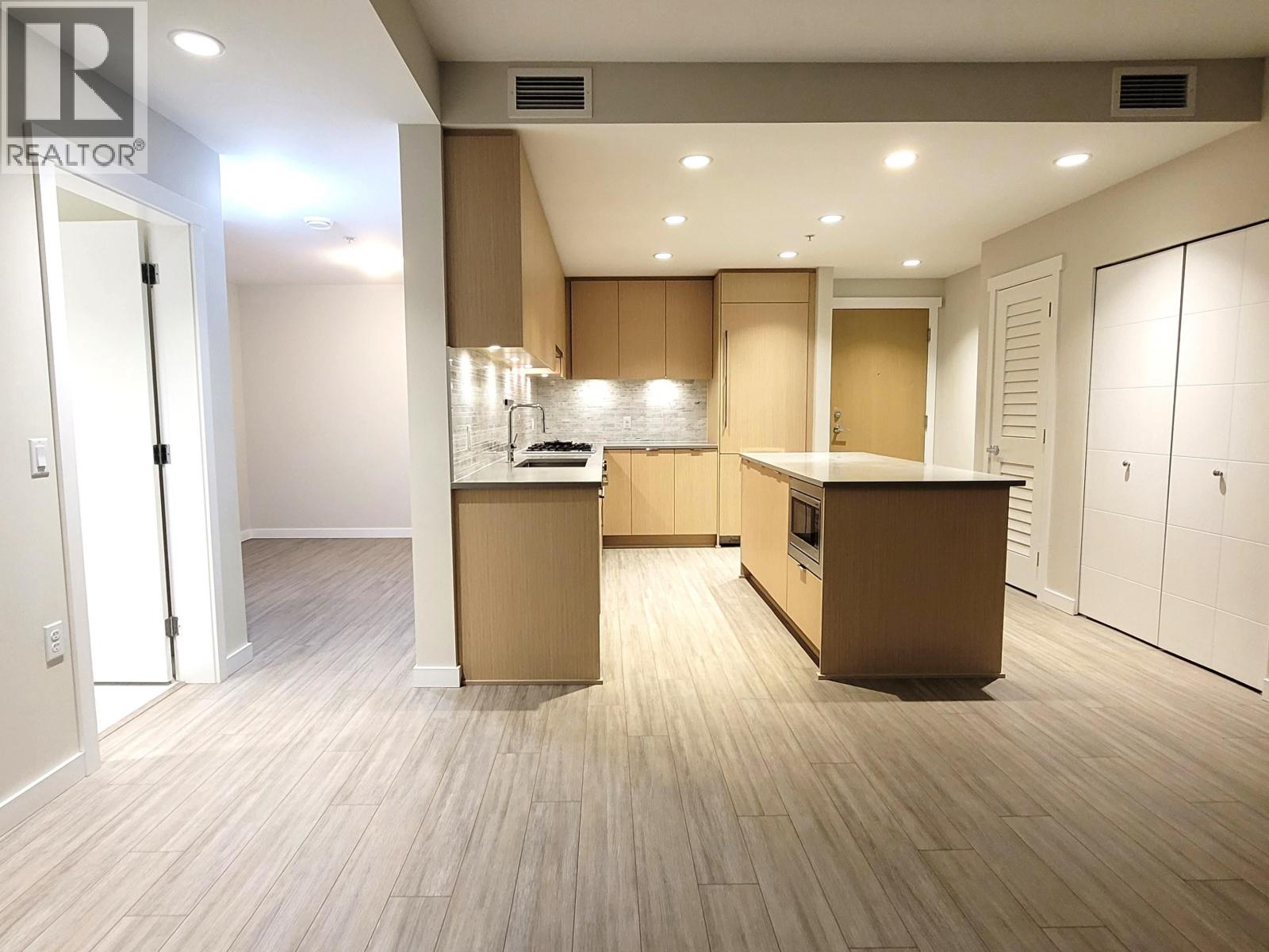 Anh Hoàng ！ Anh Hoang | REALTOR.ca