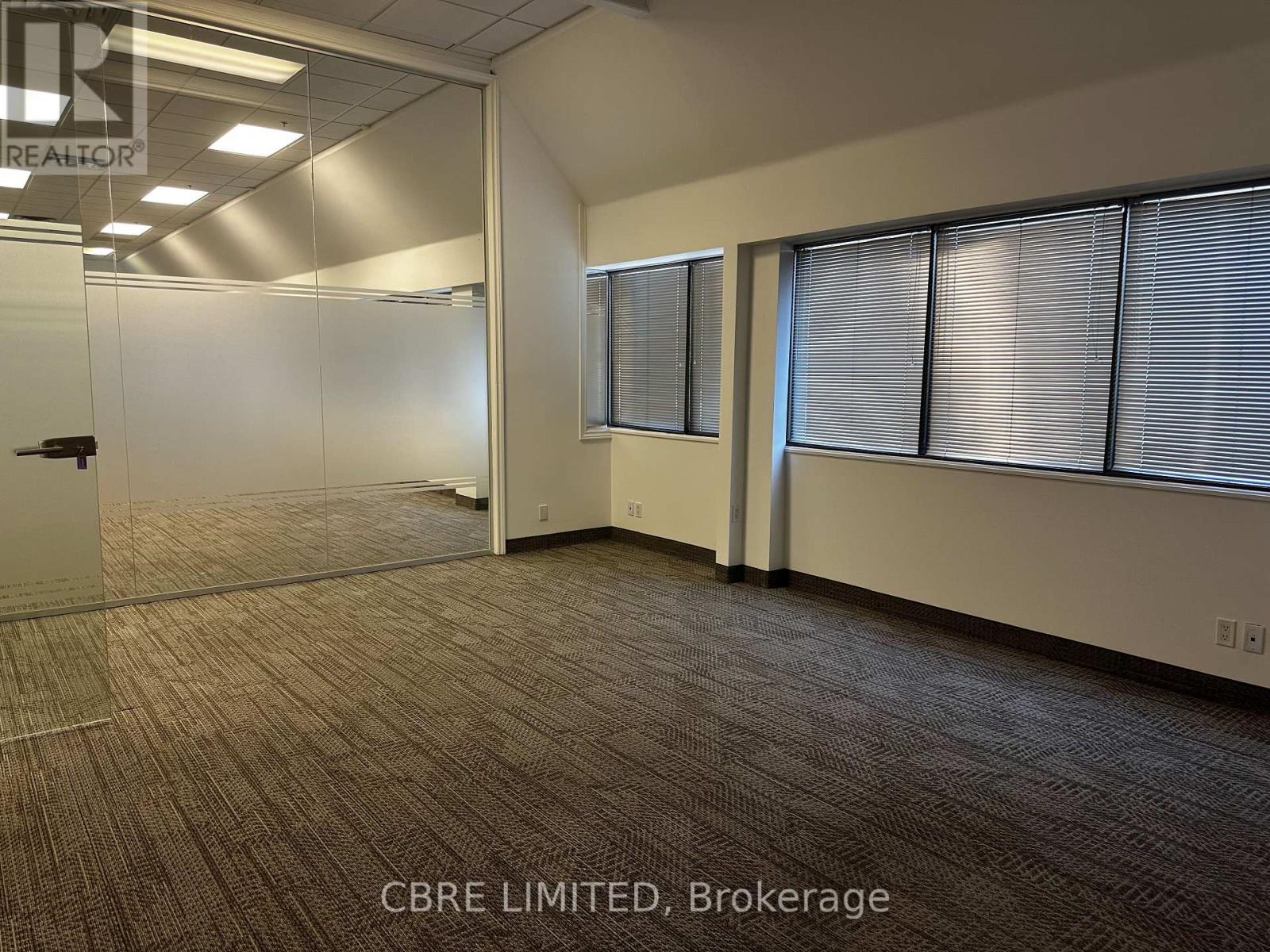 For lease: 190 - 50 RONSON DRIVE, Toronto (West Humber-Clairville ...