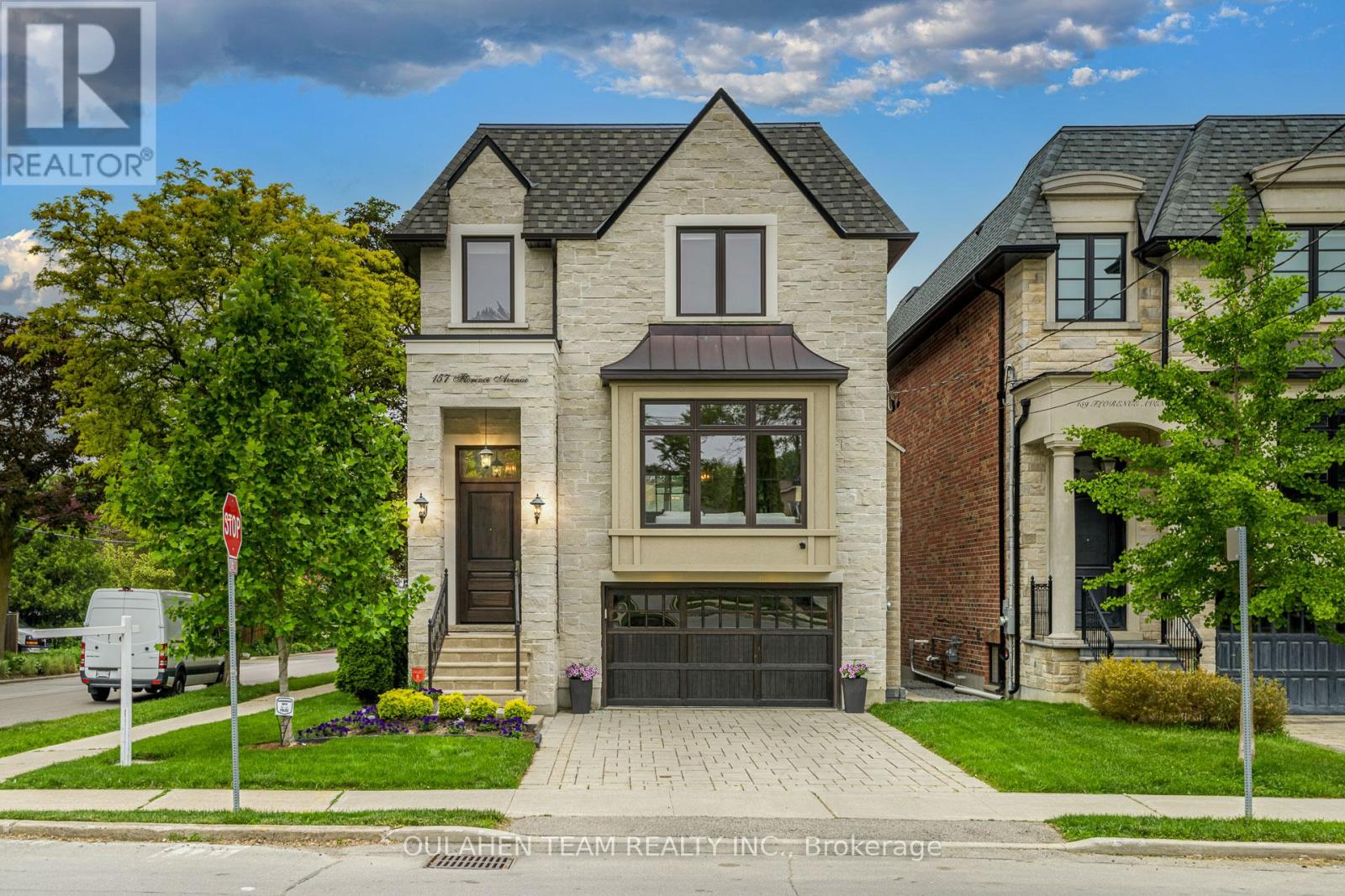 Thành Nguyễn　4box About Thanh Nguyen, Broker | RIGHT AT HOME REALTY