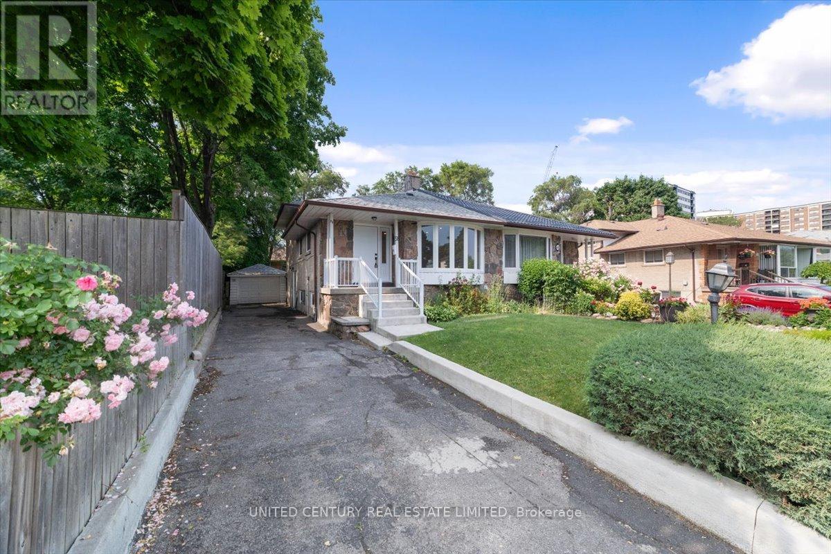 Property image for 58 WARESIDE ROAD|Toronto (Etobicoke West Mall), Ontario M9C3B6