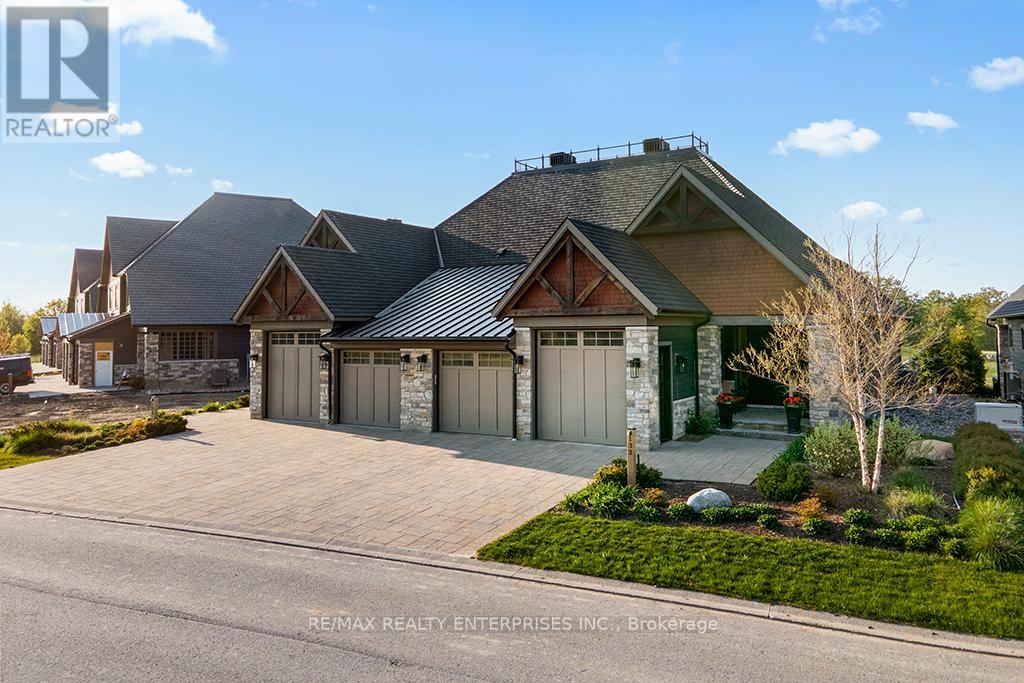 13 - 133 GEORGIAN BAY LANE