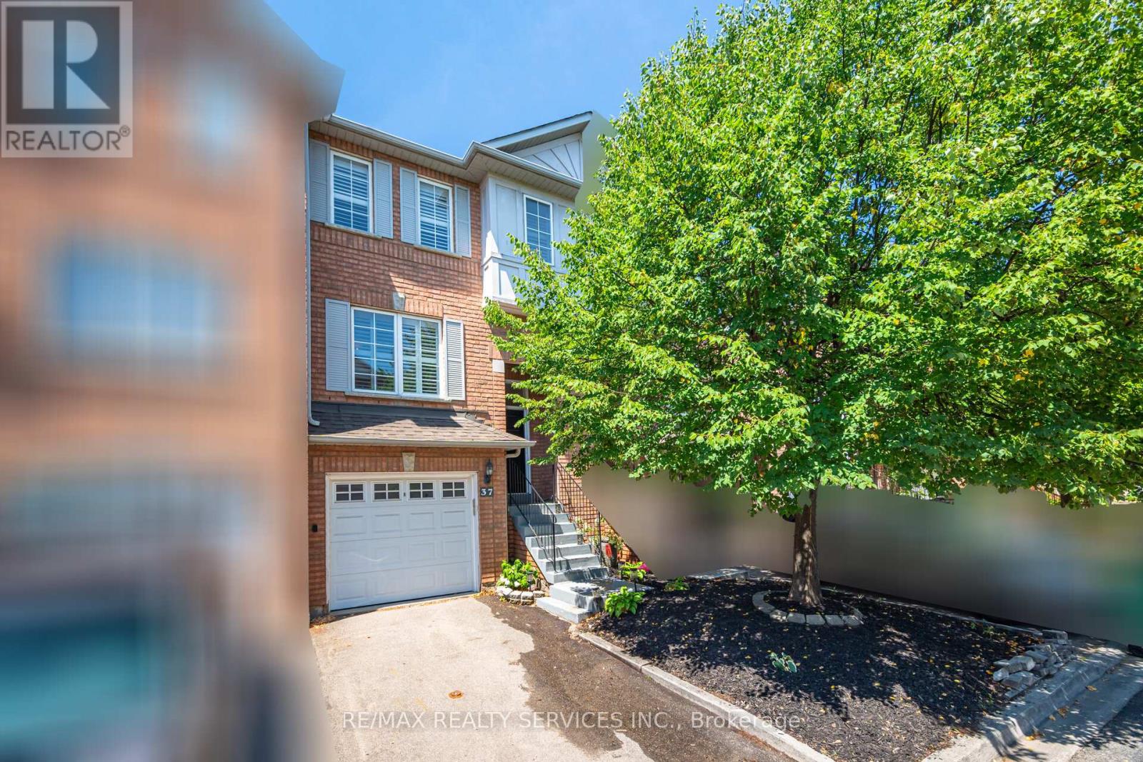 Row / Townhouse for Sale in 37 - 170 HAVELOCK DRIVE|Brampton (Fletcher's Creek South), Ontario L6W4T3 4